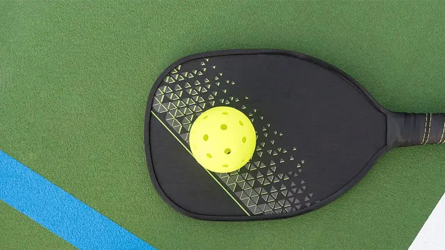 The Differences Between Indoor and Outdoor Pickleballs